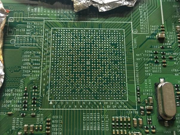 Телевизор Samsung UE40f6400AK при включении мигает индикатором дежурки 5 раз