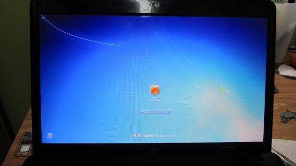 Ремонт ноутбука HP Compaq 615 - нет инициализации, черный экран!
