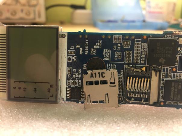 Ремонт диктофона H1 - не видит microSD карты 