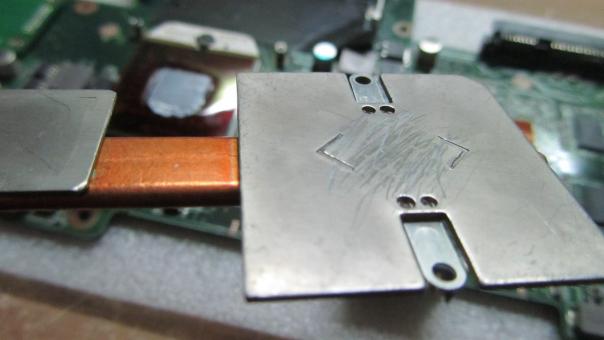 Asus K72D - замена северного моста Asus K72D - замена северного моста