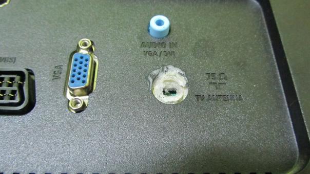 Ремонт телевизора Philips 20PHH4109/60 - восстановление разъема ТВ-тюнера