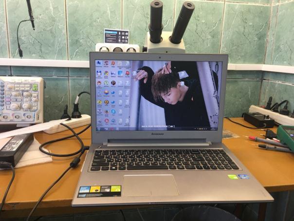 Lenovo Z500 - залитик невключайка 