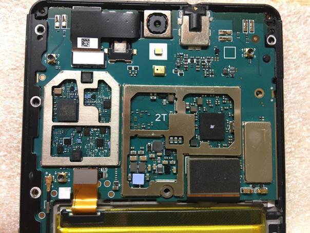 Ремонт телефонов sony undefined. Sony Xperia e5533. Sony Xperia c5 Ultra Dual e5533. Z5 Dual testpoint. Плата на сони е 5.